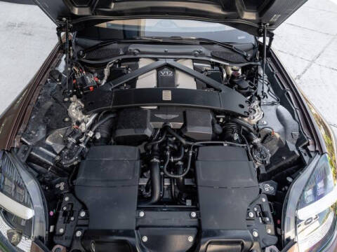 2025 Aston Martin Vanquish