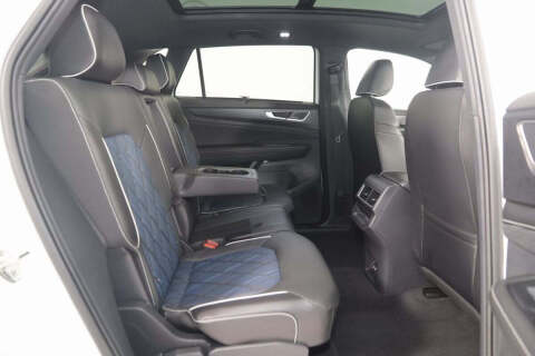 2024 Volkswagen Atlas Cross Sport SEL Premium R-Line 4Motion