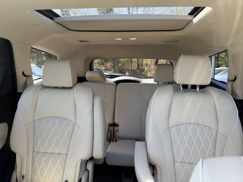 2022 Buick Enclave Avenir