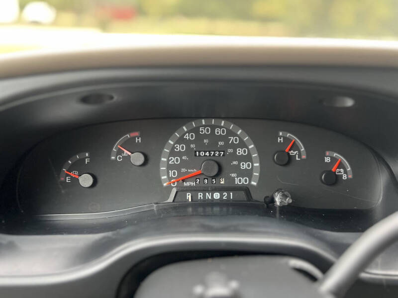 2000 Ford E-Series E-150