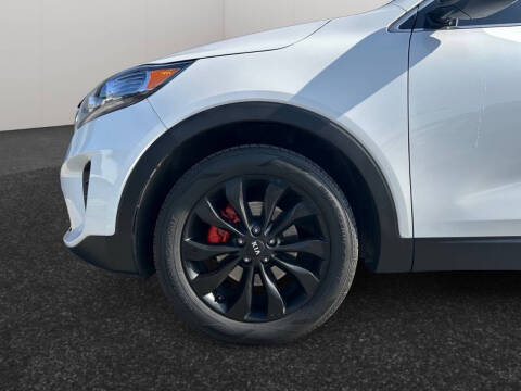 2019 Kia Sorento S V6