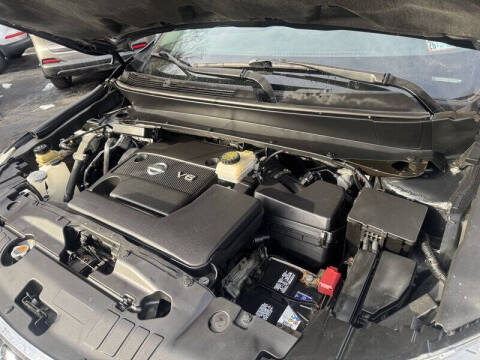 2013 Nissan Pathfinder SL