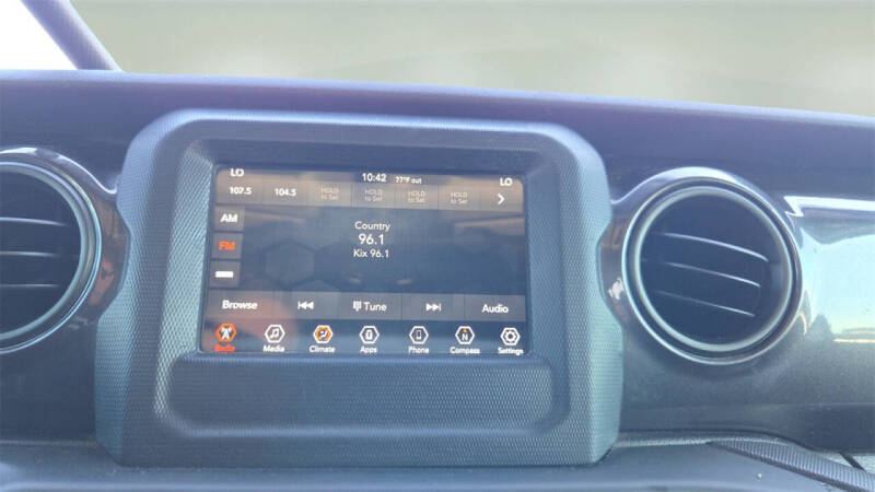 2020 Jeep Gladiator Sport Altitude