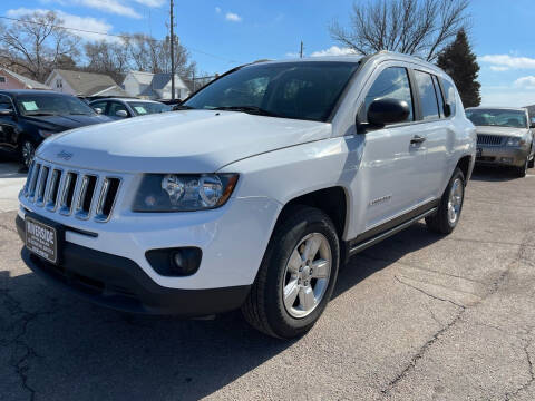 2014 Jeep Compass for sale at RIVERSIDE AUTO SALES in Sioux City IA