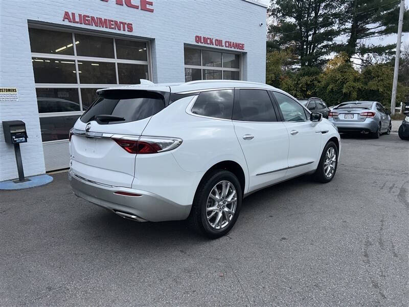 2023 Buick Enclave Premium