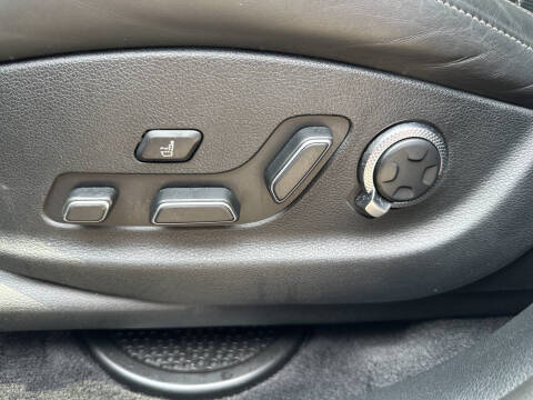 2024 Genesis GV80
