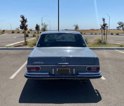 1969 Mercedes-Benz 280-Class