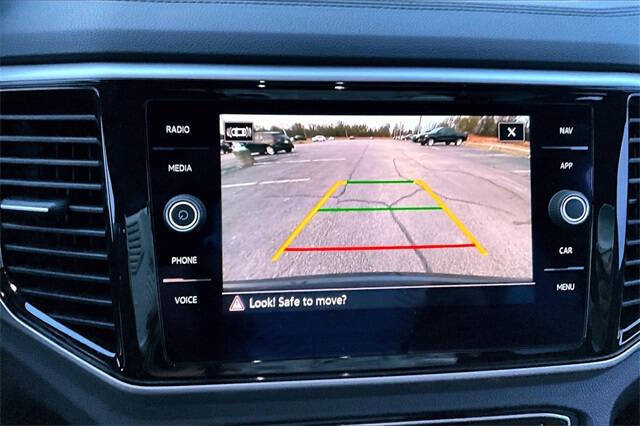 2022 Volkswagen Atlas Cross Sport V6 SEL R-Line 4Motion