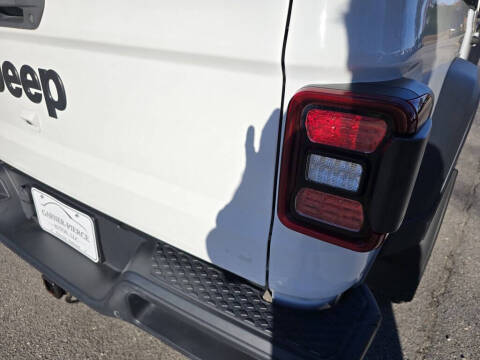 2020 Jeep Gladiator Sport