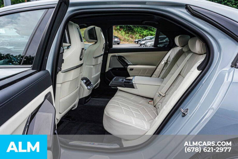 2024 BMW 7 Series 760i xDrive