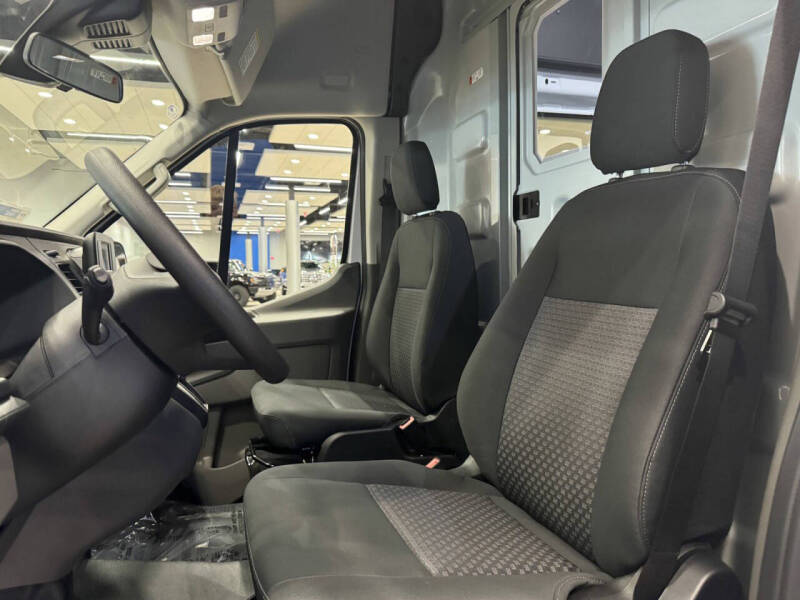 2024 Ford Transit 350