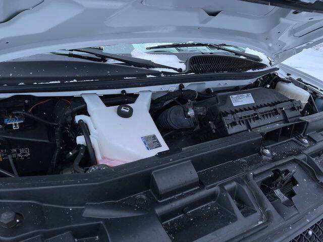 2024 Chevrolet Express 2500