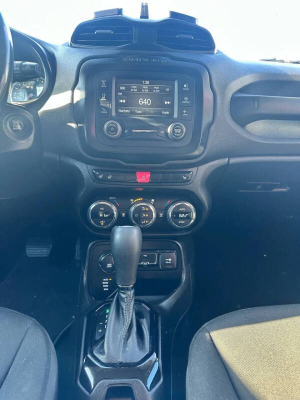 2017 Jeep Renegade Altitude