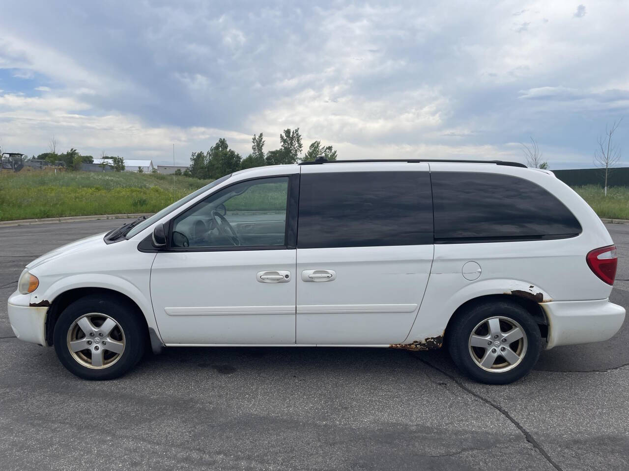 2006 Dodge Grand Caravan for sale at Twin Cities Auctions in Elk River, MN