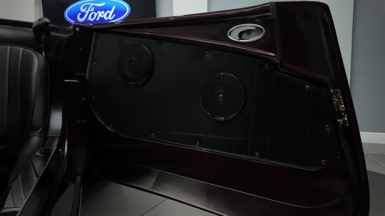 1933 Ford Factory 5 Hot Rod 47