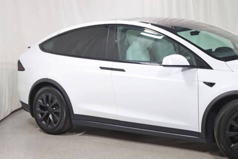 2023 Tesla Model X Standard Range