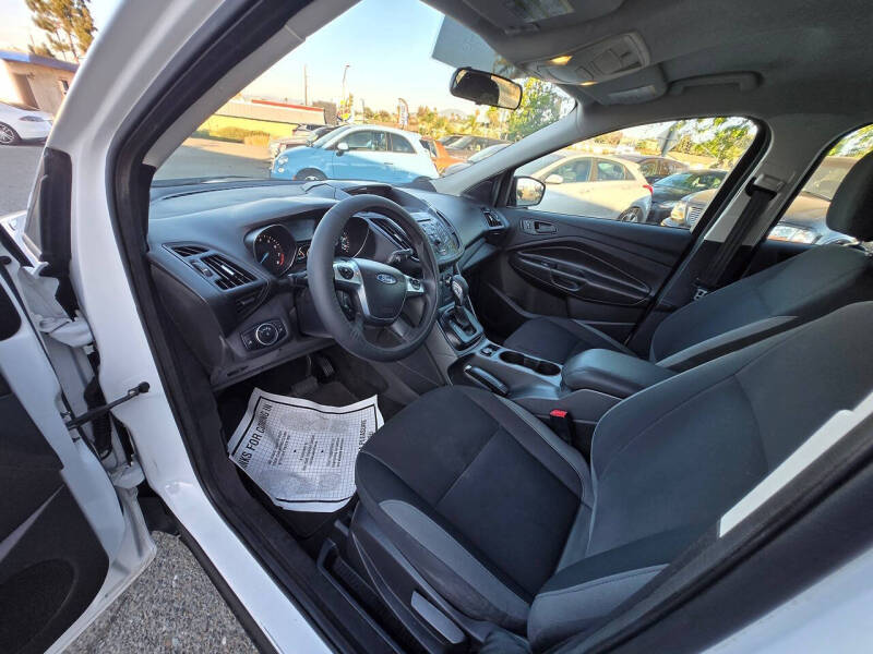 2015 Ford Escape S