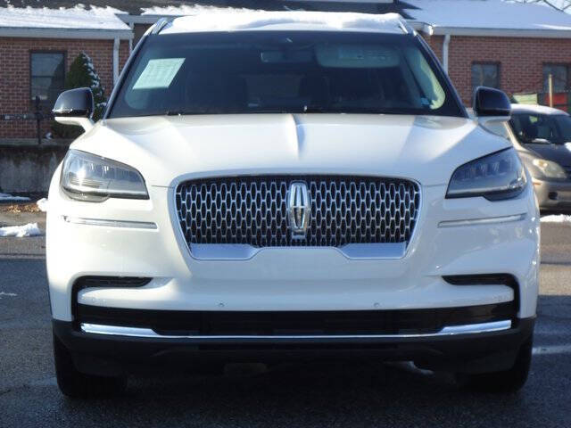 2023 Lincoln Aviator Standard