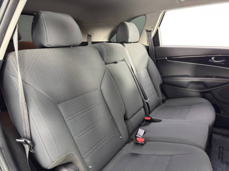 2020 Kia Sorento S V6