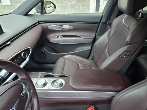 2023 Genesis GV70 2.5T Standard