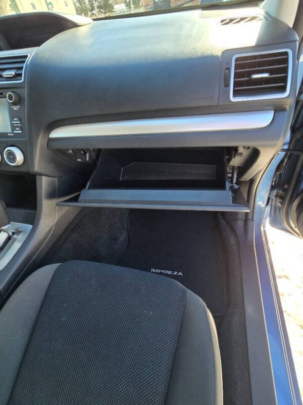 2016 Subaru Impreza 2.0i