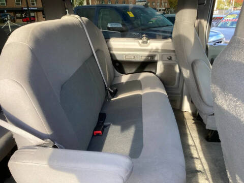 2013 Ford E-Series E-350 SD XLT