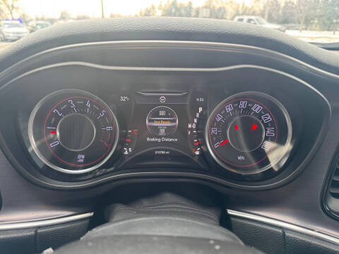 2015 Dodge Challenger SXT