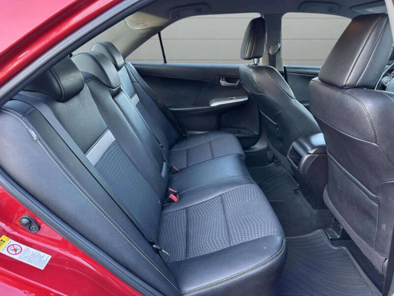 2014 Toyota Camry SE