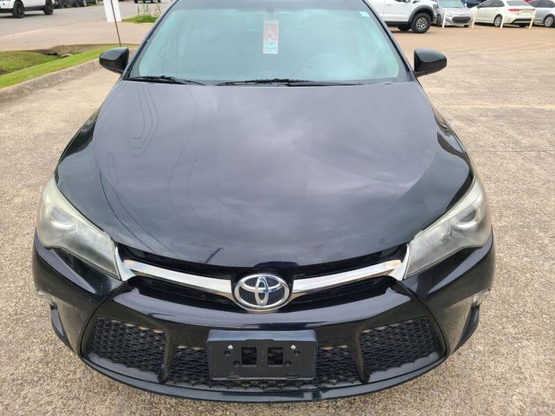 Used 2017 Toyota Camry SE with VIN 4T1BF1FK3HU356187 for sale in Lewisville, TX