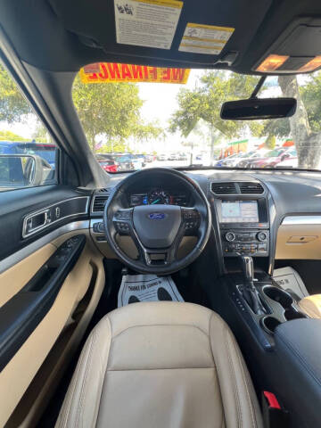 2017 Ford Explorer XLT