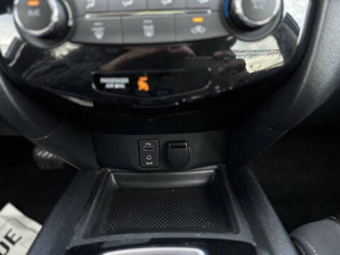 2017 Nissan Rogue S