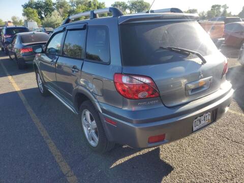 2005 Mitsubishi Outlander for sale at Independent Auto - Main Street Motors in Rapid City SD