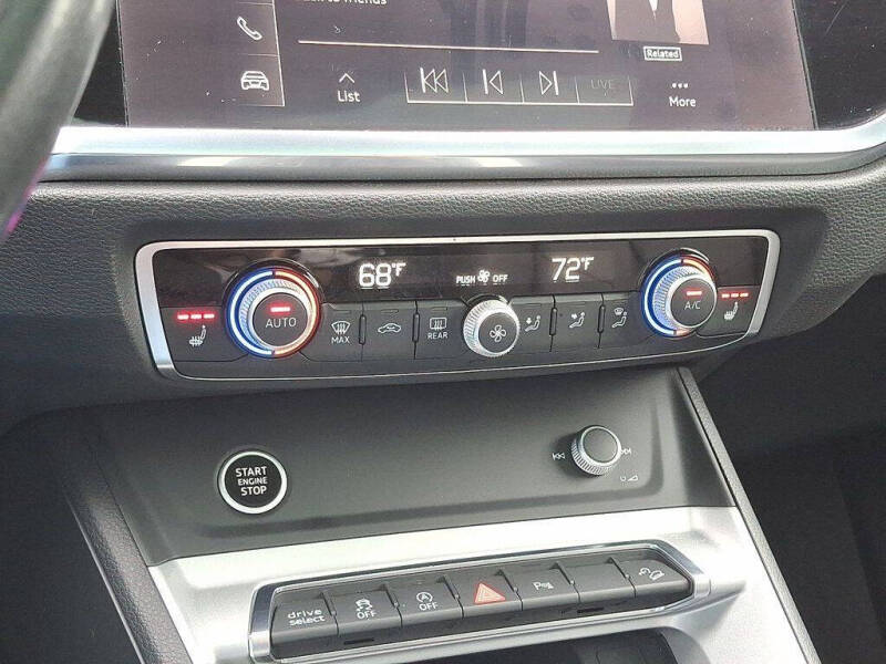 2022 Audi Q3 quattro S line Premium 45 TFSI