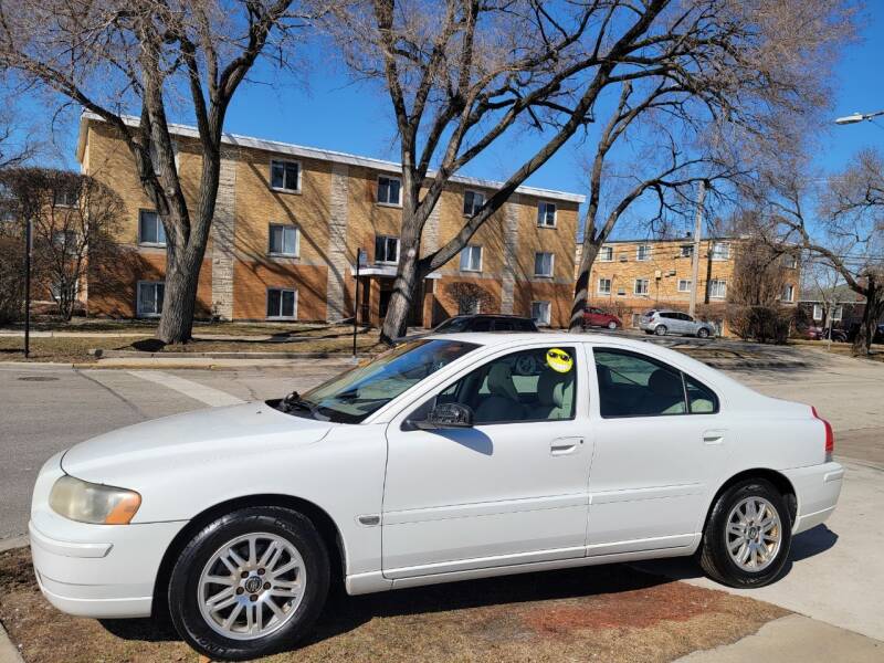 2005 Volvo S60 for sale at ROCKET AUTO SALES in Chicago IL