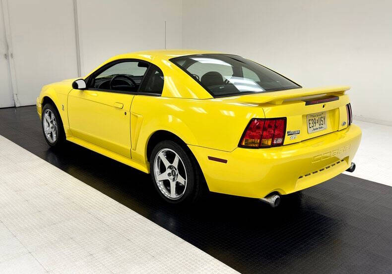 2001 Ford Mustang SVT Cobra