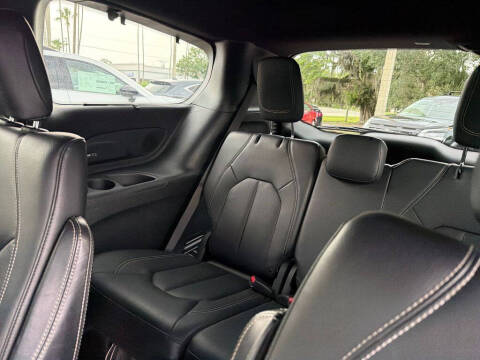 2020 Chrysler Pacifica Touring L Plus