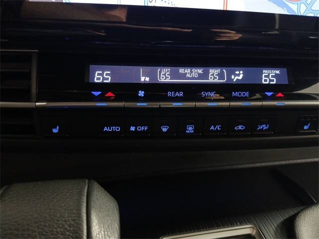 2021 Toyota Sienna XSE 7-Passenger