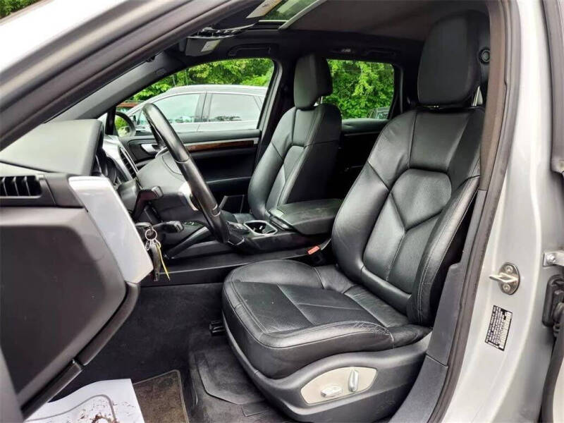 2012 Porsche Cayenne Tiptronic