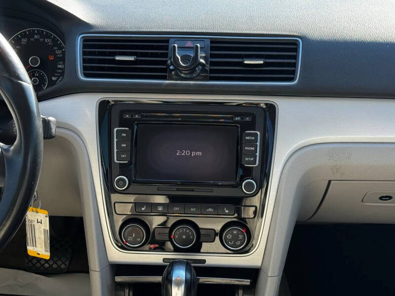 2013 Volkswagen Passat