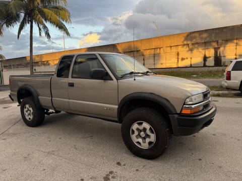 2003 Chevrolet S-10 LS