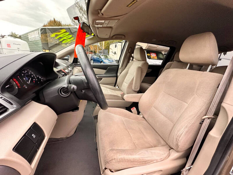 2011 Honda Odyssey LX