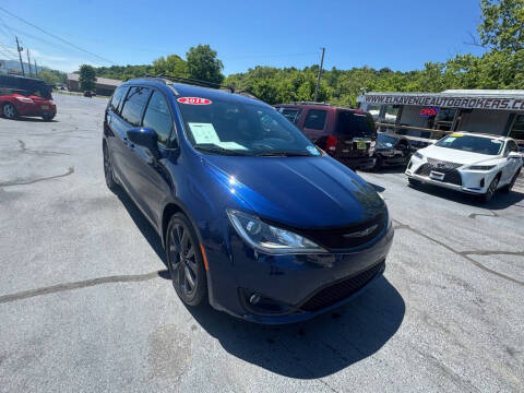 2018 Chrysler Pacifica Touring L