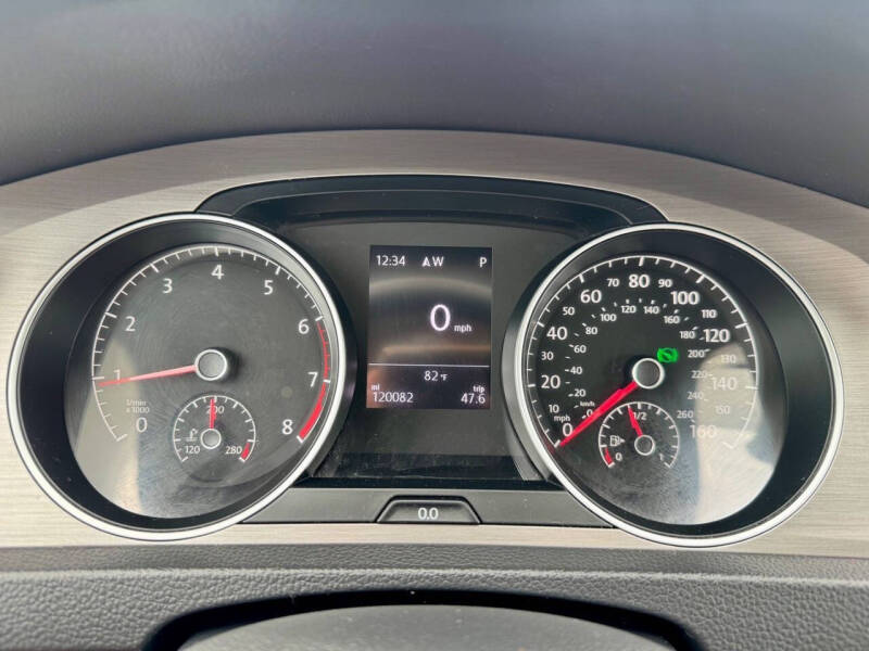 2017 Volkswagen Golf TSI S