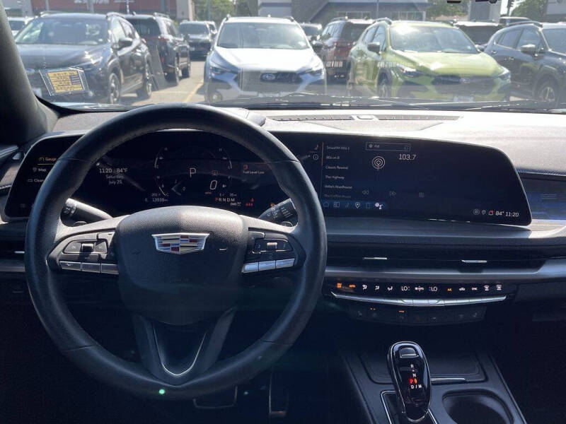 2024 Cadillac XT4 Sport