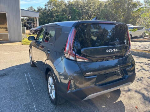 2024 Kia Soul LX