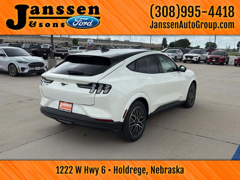 2025 Ford Mustang Mach-E Premium