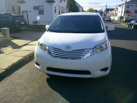 2015 Toyota Sienna