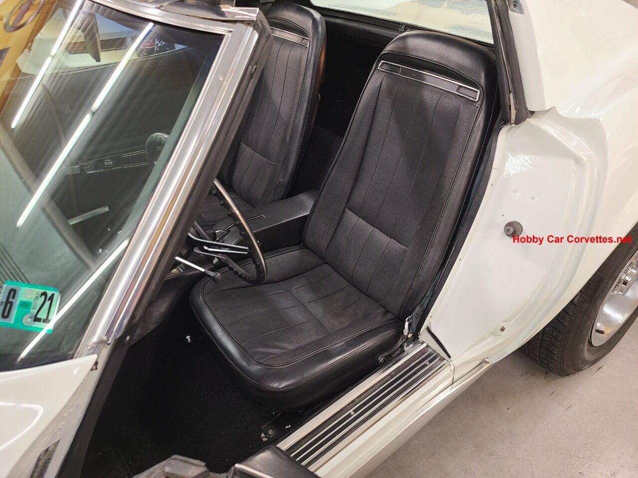 1975 Chevrolet Corvette 15
