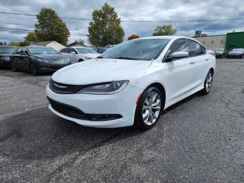2015 Chrysler 200 for sale at Samford Auto Sales in Riverview MI