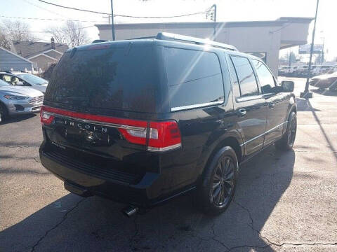 2017 Lincoln Navigator Select